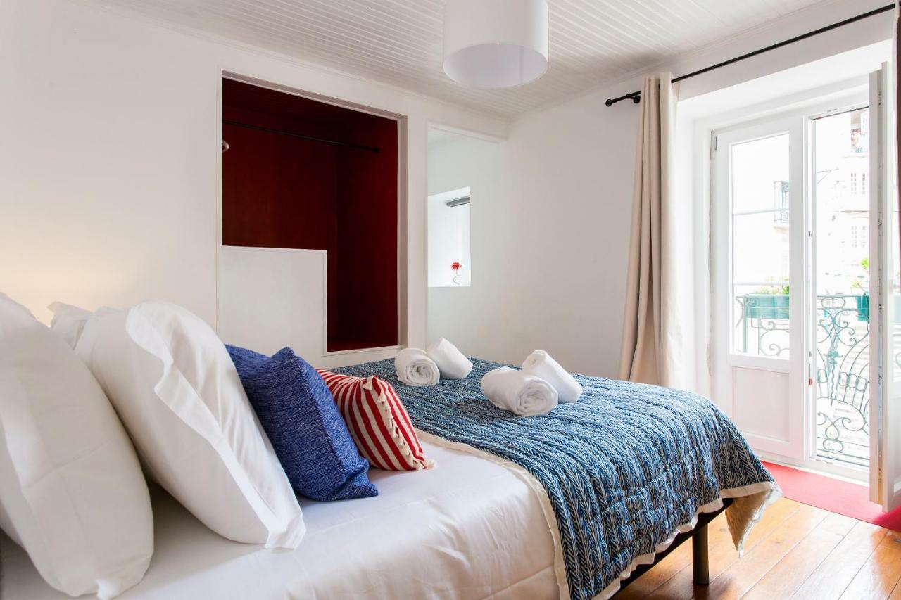 Joivy Charming Apt Near Fado Museum Lisbon Exterior photo