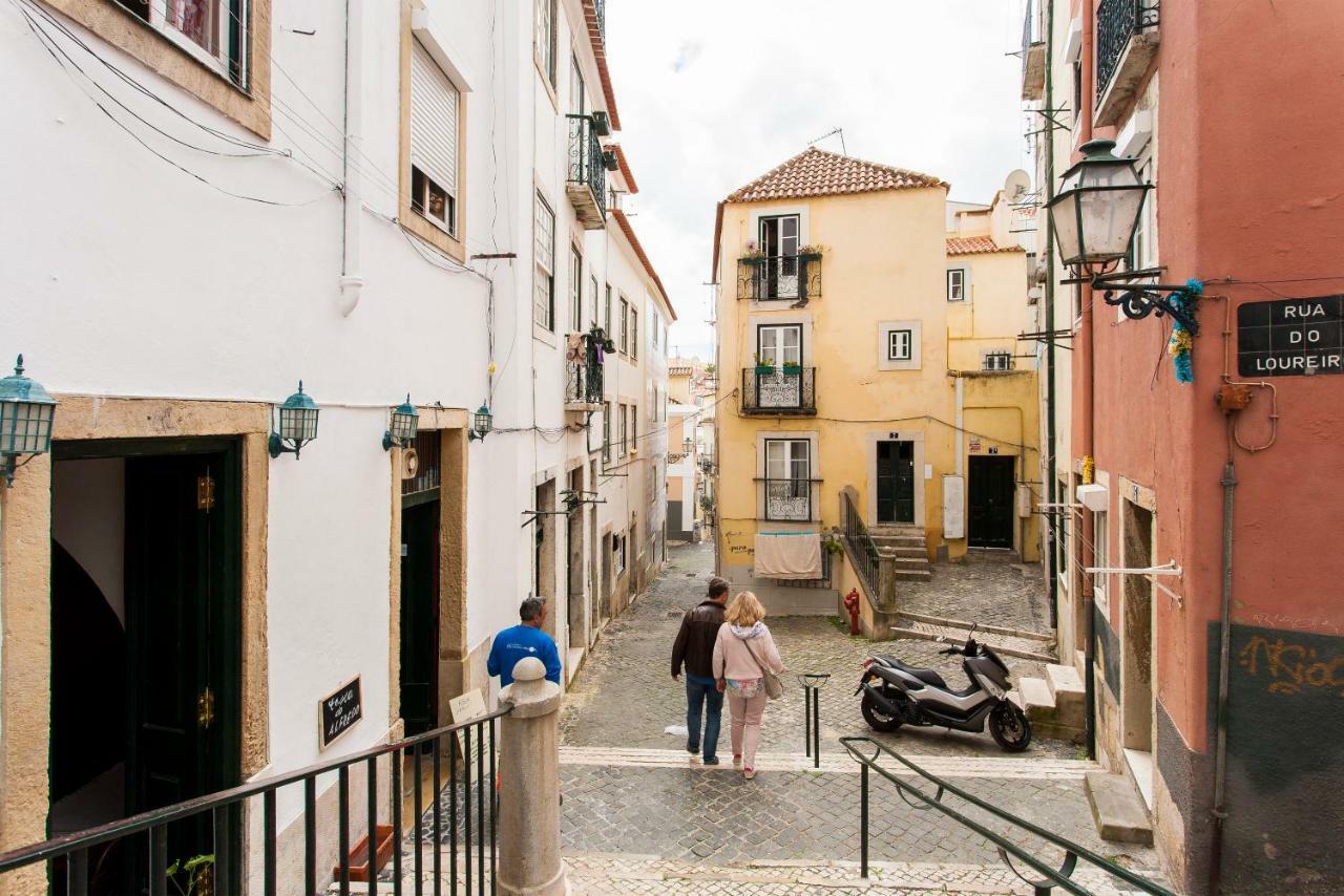 Joivy Charming Apt Near Fado Museum Lisbon Exterior photo