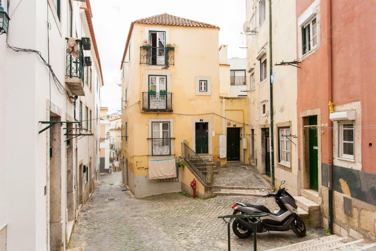 Joivy Charming Apt Near Fado Museum Lisbon Exterior photo